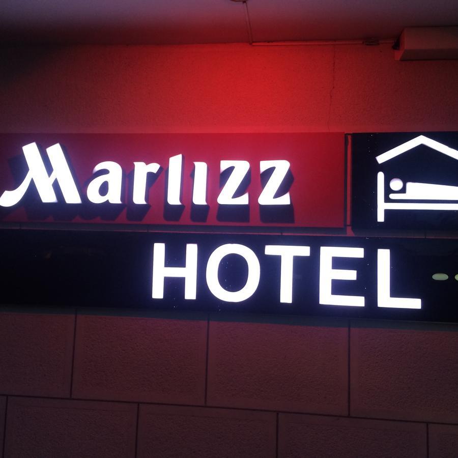 Hotel Marlizz Доскебрадас Экстерьер фото
